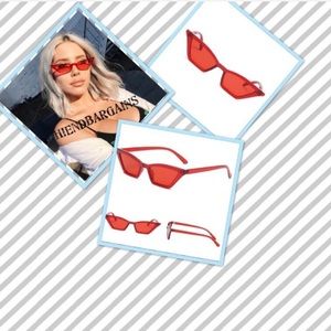 💋LAST PAIR Hot trendy slim tiny cat eye sunnies💕
